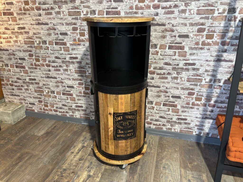 BAR TONNEAU ROND JACK DANIEL'S H.110CM
