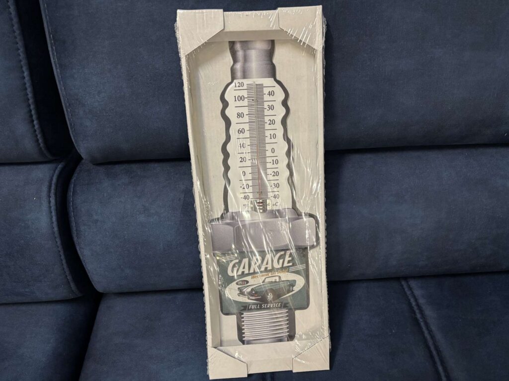 THERMOMETRE MÉTAL GARAGE BOUGIE COLORIS VERT 15X45CM