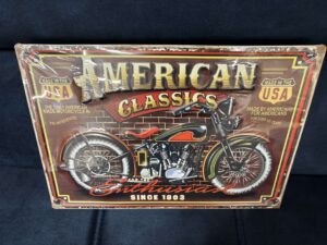 PLAQUE MÉTAL RELIEF - AMERICAIN 30X40CM