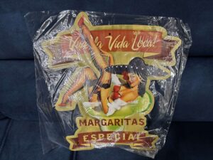 PLAQUE MÉTAL RELIEF  - PIN UP MARGARITAS