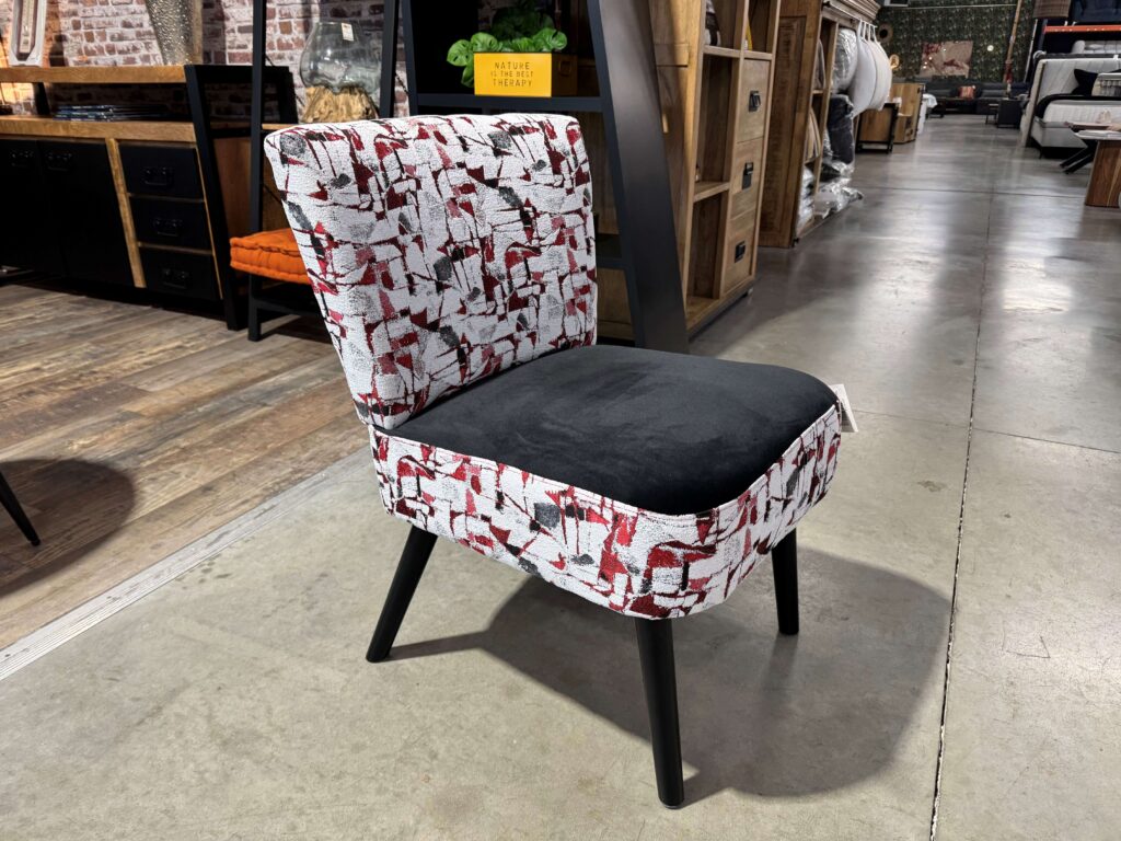 FAUTEUIL ABSOLUTE TISSU NOIR MOTIFS ROUGE - PIEDS BOIS - DESTOCK