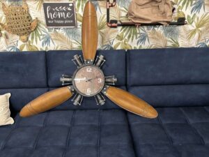 PENDULE HELICES D'AVION COLORIS MARRON - DESTOCK