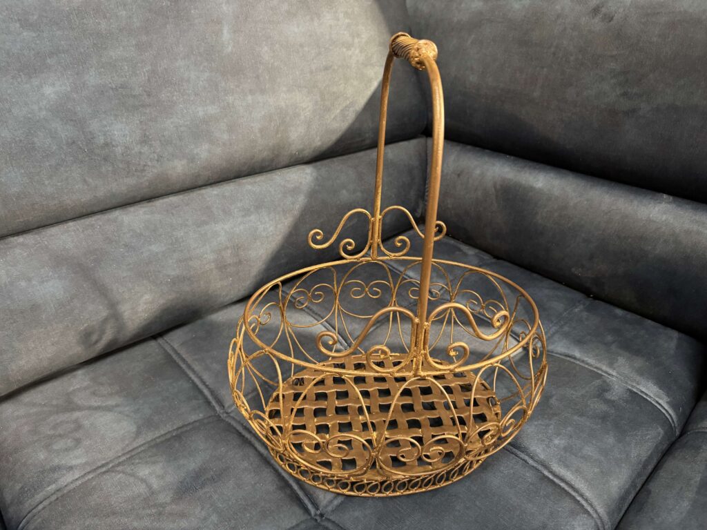 PANIER OVALE EN METAL MARRON GM