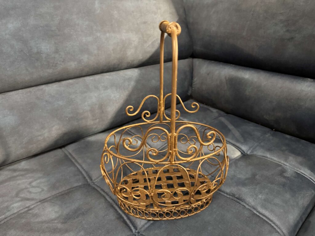 PANIER OVALE EN METAL MARRON MM