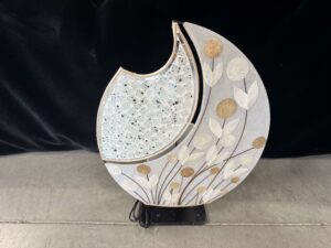 LAMPE MM FEUILLE MOSAIQUE ET NACRE COLORIS CRÈME- BEIGE