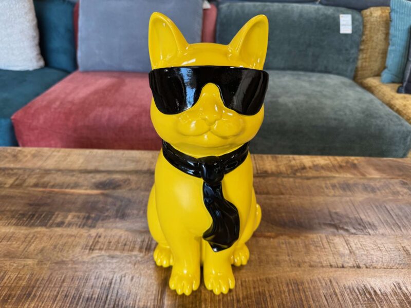 CHAT À LUNETTES JAUNE ET NOIR EN RÉSINE