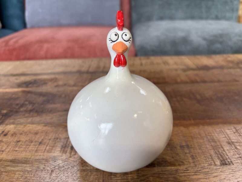POULE TPM EN RÉSINE COLORIS BLANC