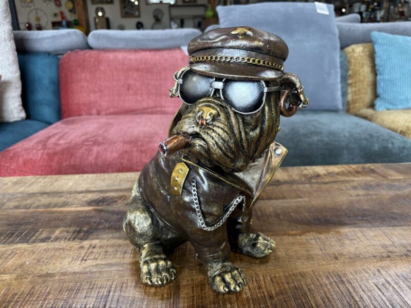 BOULEDOGUE AVIATEUR AVEC CIGARE EN RÉSINE