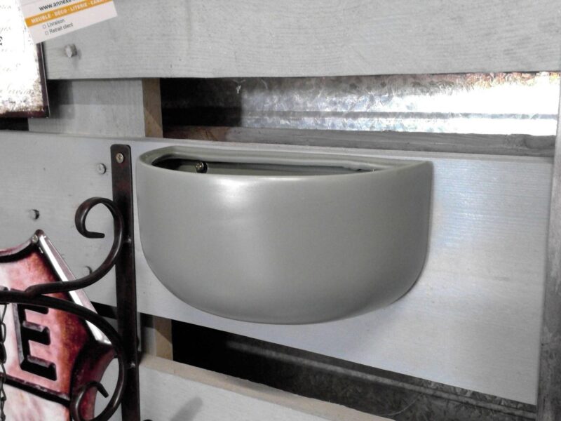 POT A SUSPENDRE OVALE VERT