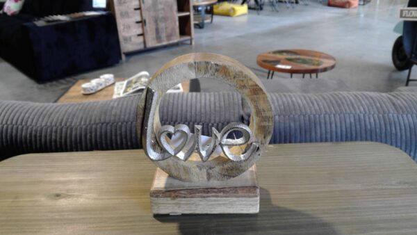 DECORATION CERCLE LOVE BOIS ET METAL