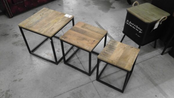 SET DE 3 TABLES GIGOGNES CARRÉES BOIS PIEDS MÉTAL NOIR ANNEXE MEUBLE & DECO