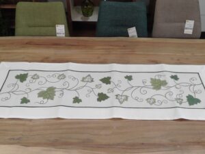 CHEMIN DE TABLE BLANC ET VERT FEUILLES ANNEXE MEUBLE & DECO